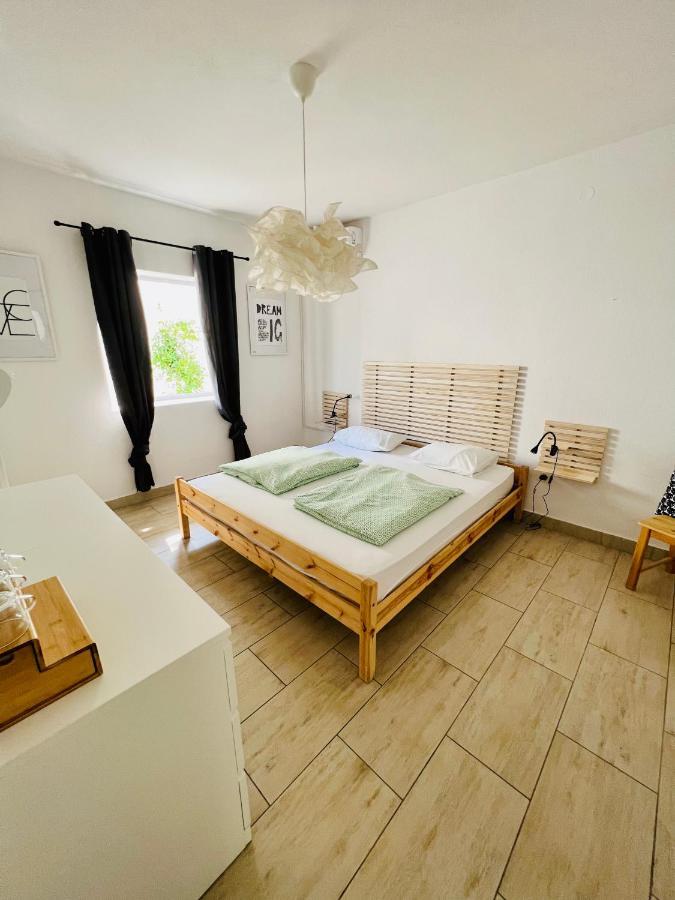 Guesthouse Dvoshko 赫瓦尔 外观 照片